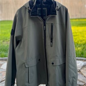 Free Country Men's Green Raincoat